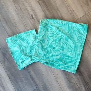 Beginning Boutique 2 piece skirt top set